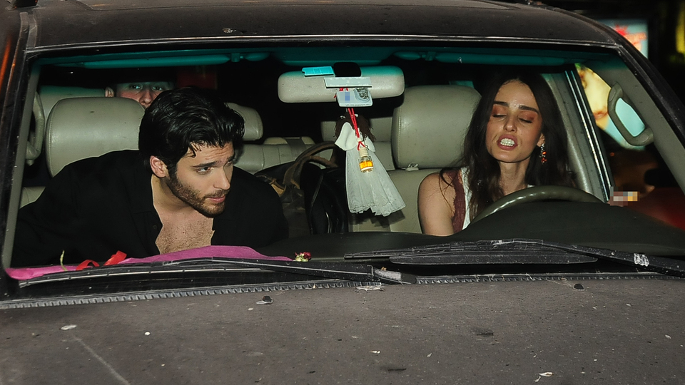 Aşk trafiğe takıldı!