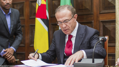 Mozambik'te imzalar atıldı