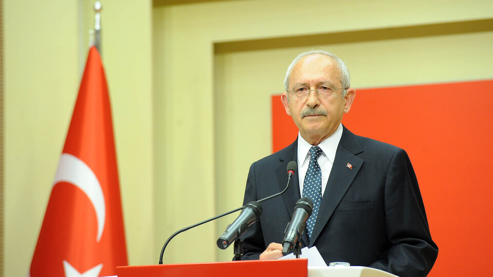 "Bu referandum şaibelidir, 24 milyon oyun namusu için başvuruyoruz"