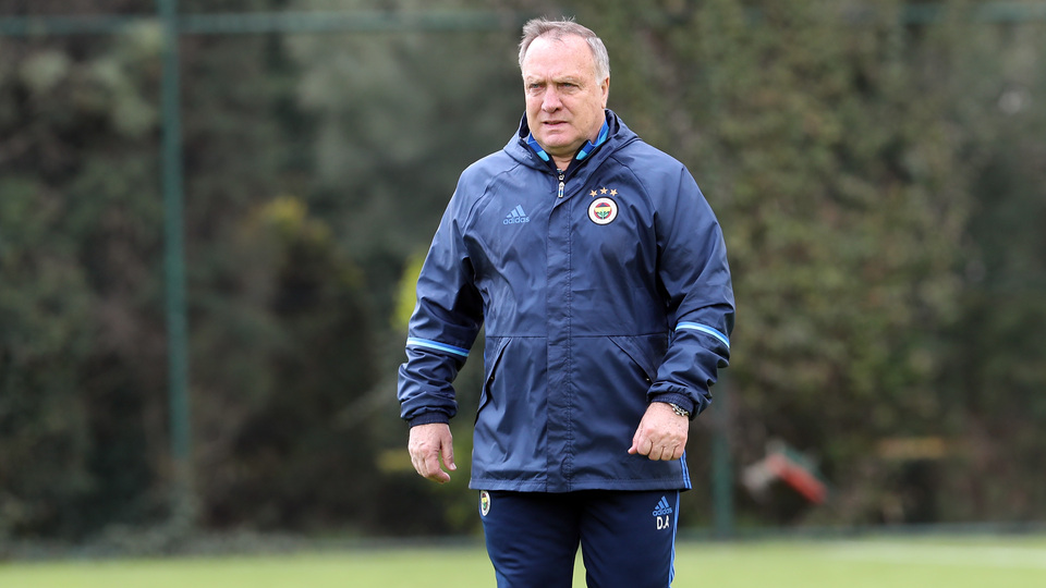 Advocaat derbide ona güveniyor!