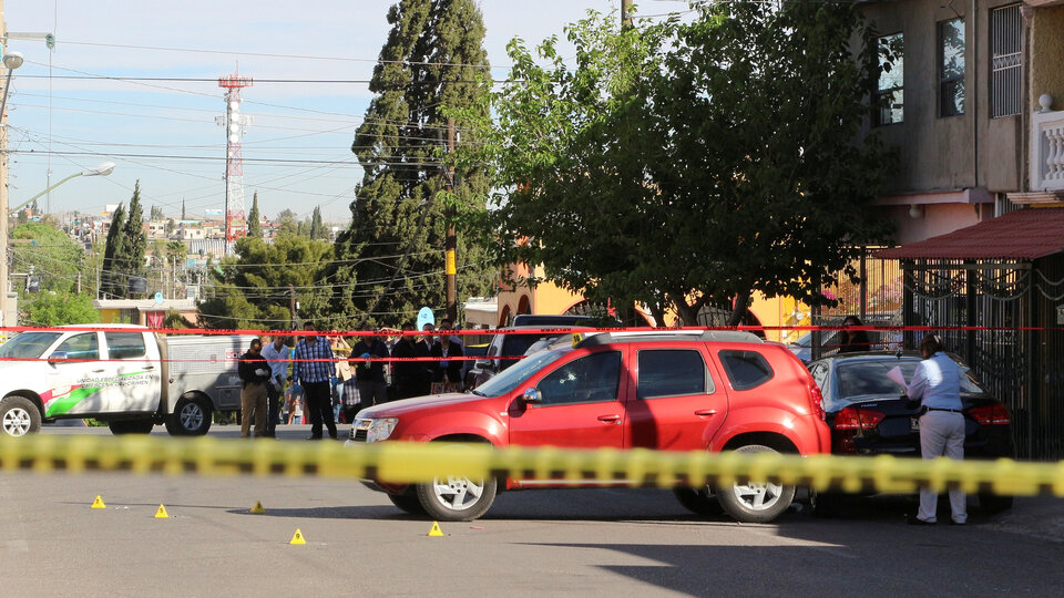 Meksika'da sol parti lideri arabasında öldürüldü!