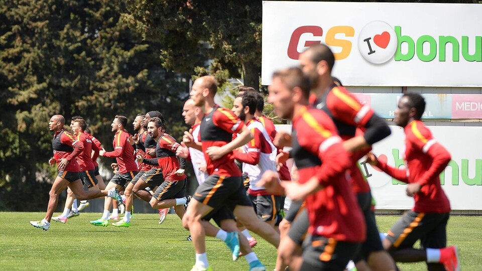 Galatasaray'da derbi hazırlıkları
