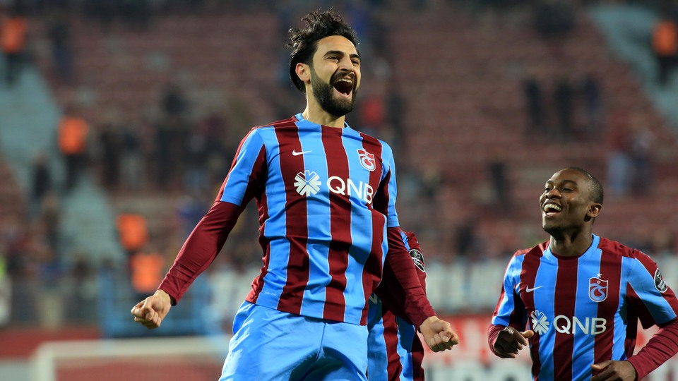 Mehmet Ekici Kadıköy'den ev aldı