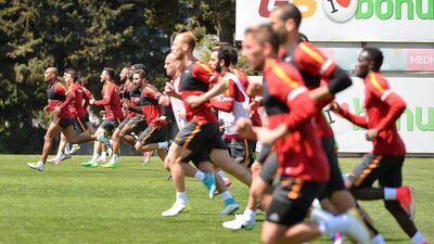 Galatasaray'ın derbi forması