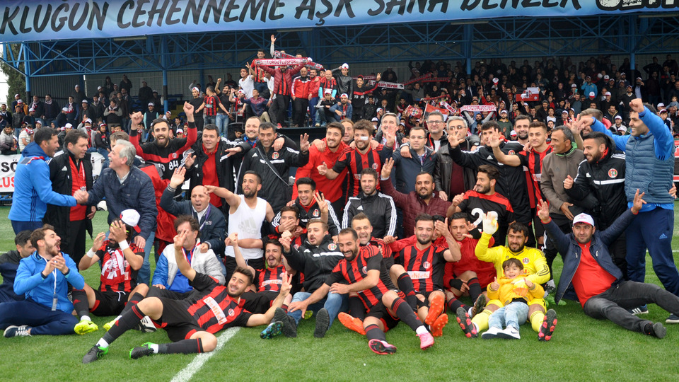 Şampiyon Turgutluspor!