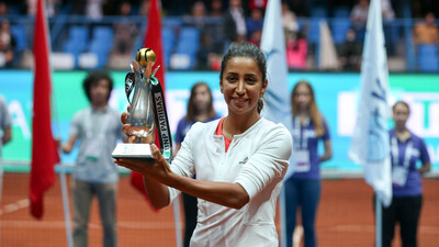 Kortta gözler onlarda!