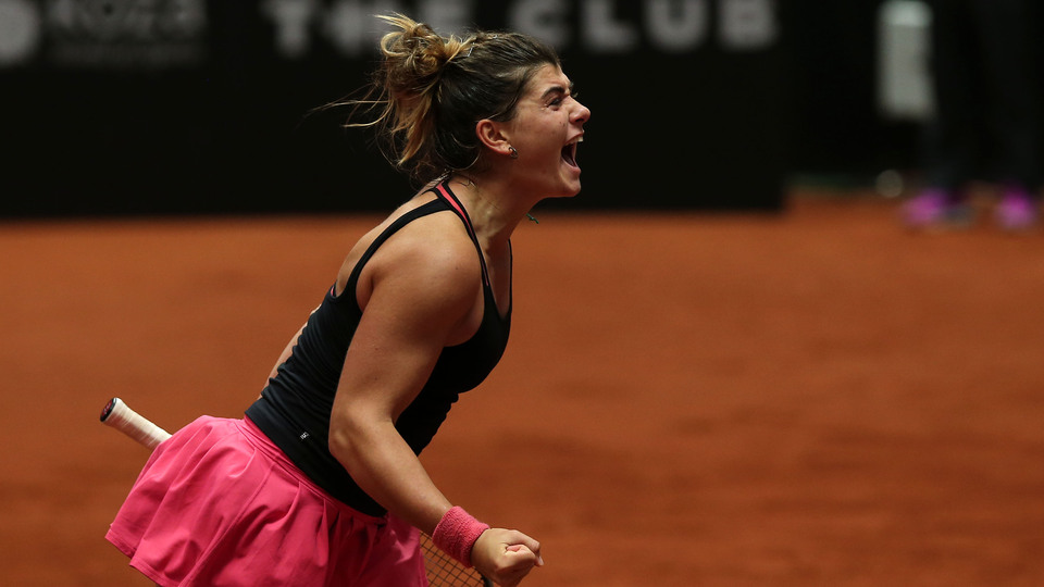 Başak Eraydın ana tabloda!