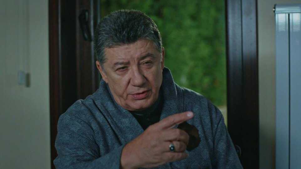 "Rüstem ve Avni o masada ölecek!"