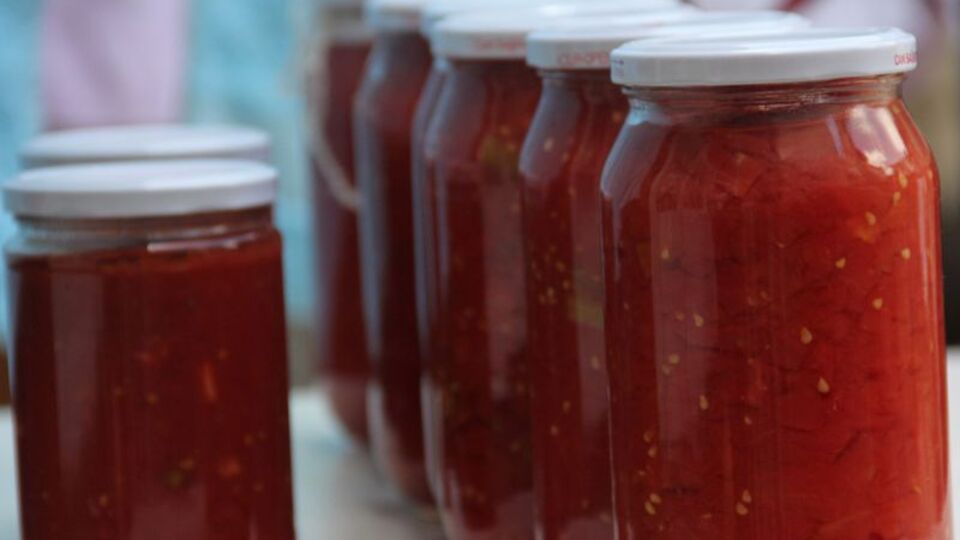 Uzmanlardan domates konservesi uyarısı!