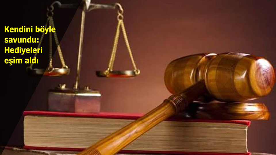 Öğretmenden kız öğrencilerine iç çamaşırı!