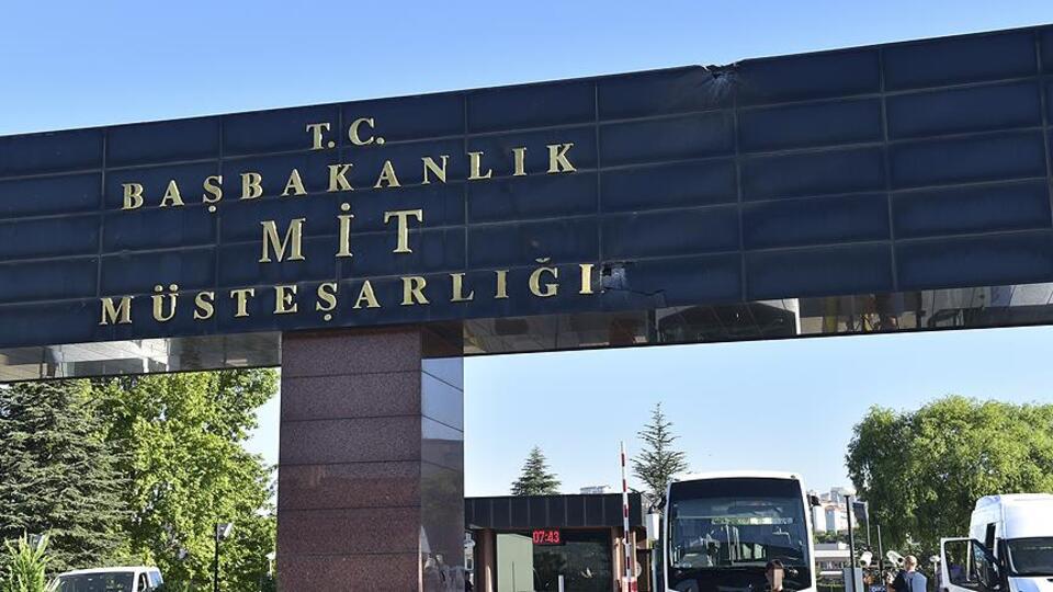 FETÖ'nün Emniyet'teki gizli arşivi ele geçirildi!