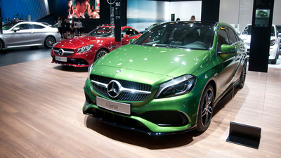 Mercedes, E serisini görücüye çıkardı