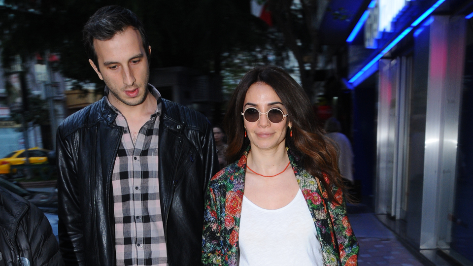 Aralarından su sızmıyor