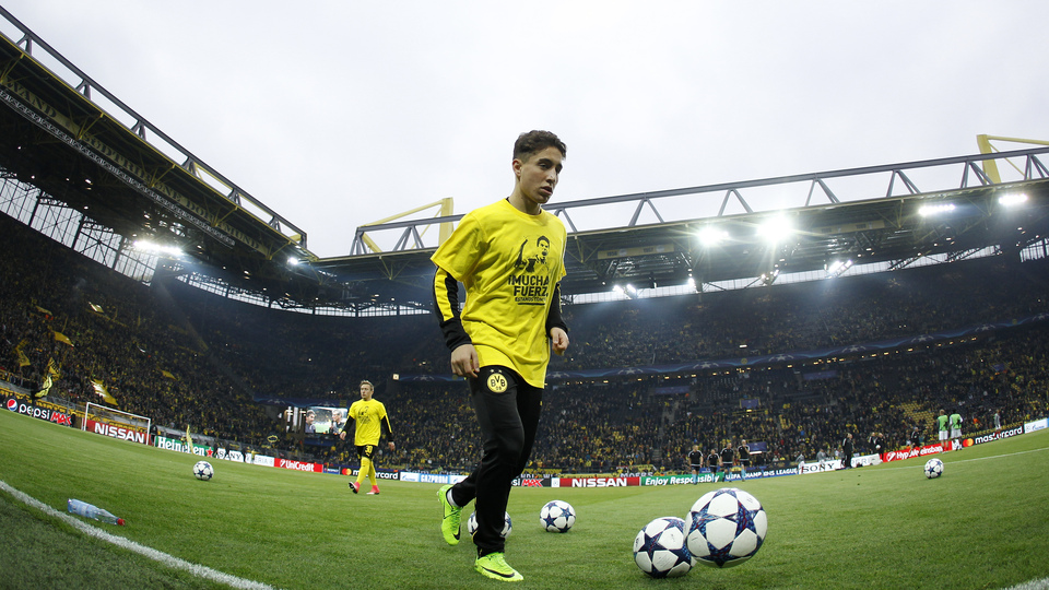 "Emre Mor bizden forma istedi"