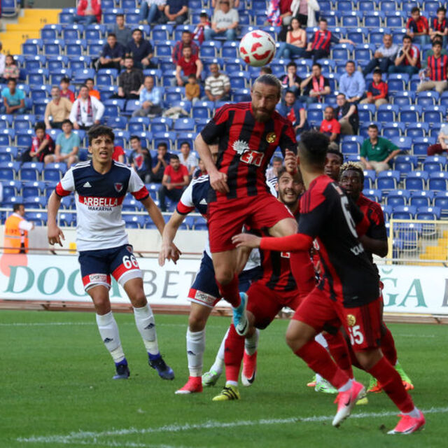 Eskişehirspor Mersin'i 4'ledi!