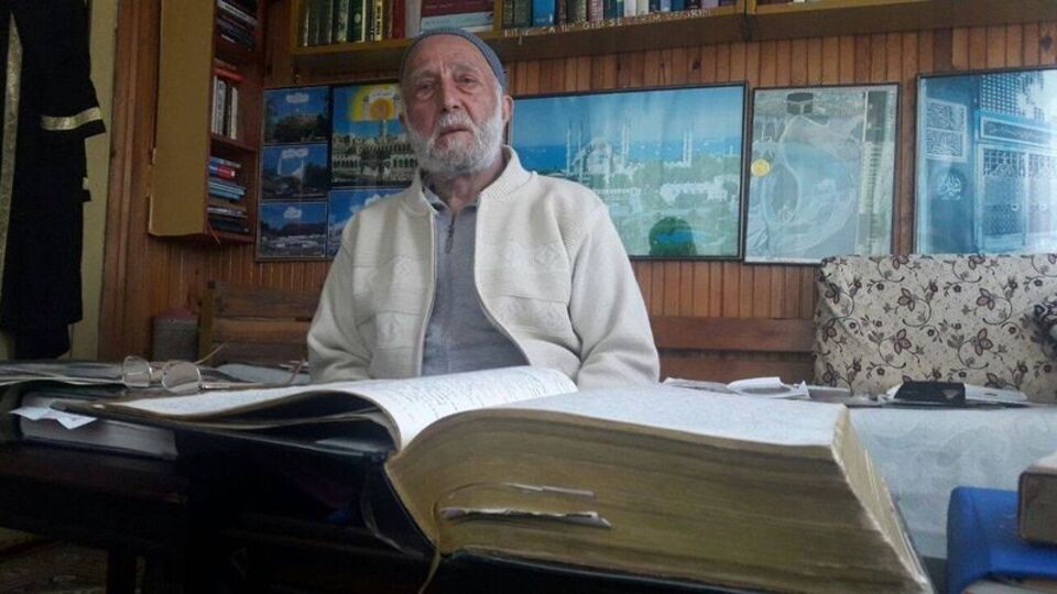 Bir merakla başladı, 74 yıldır her gün yapıyor!