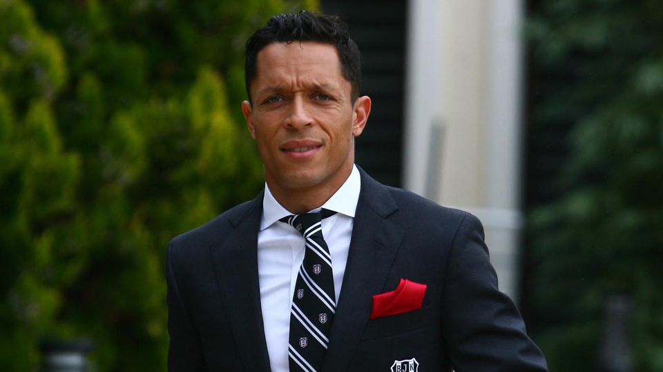 "Adriano ile birlikte oynamak..."