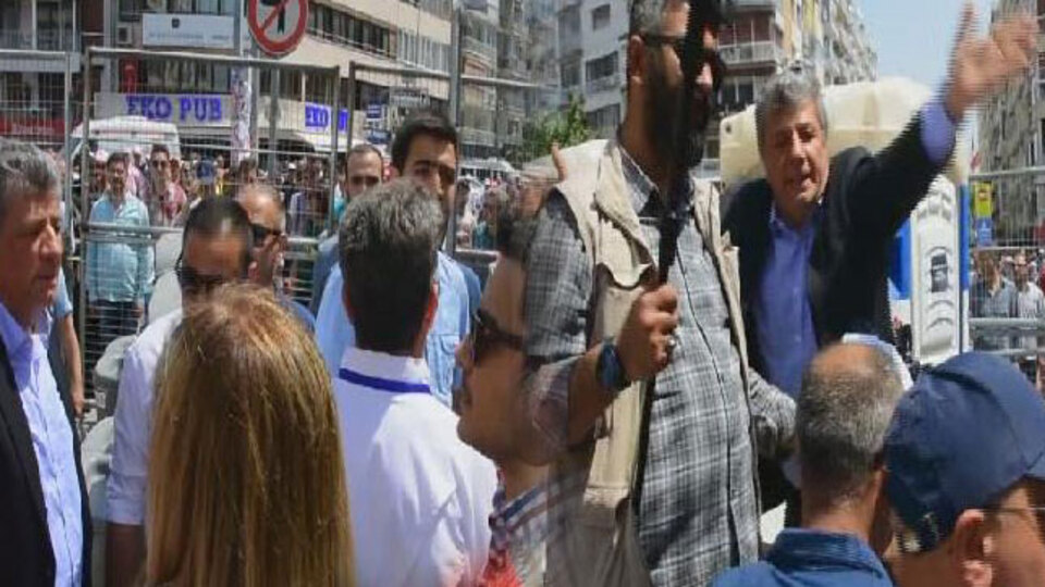 İzmir'de 1 Mayıs'a damga vuran görüntü!