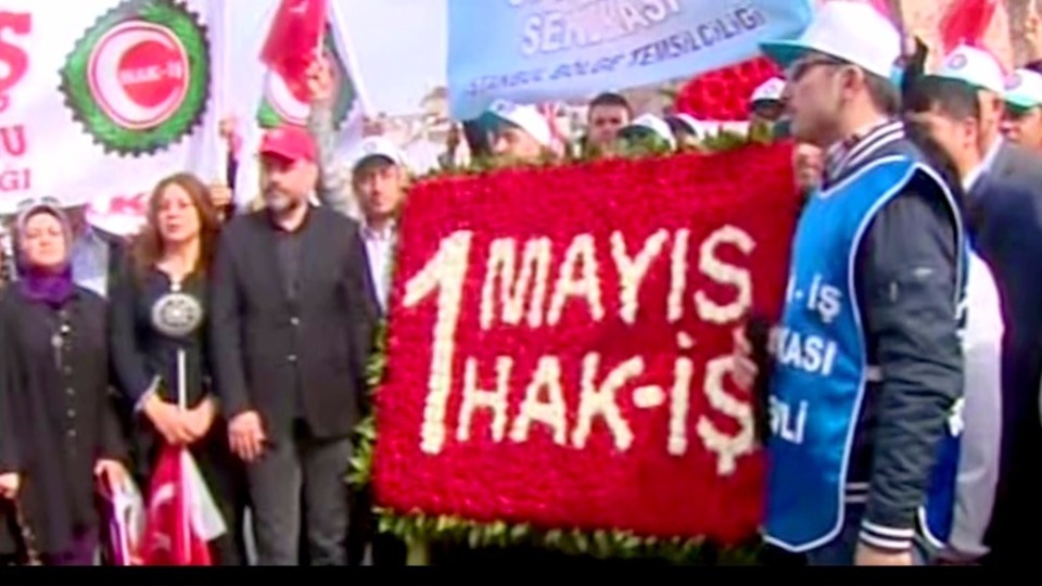 İşçiler alanları doldurdu