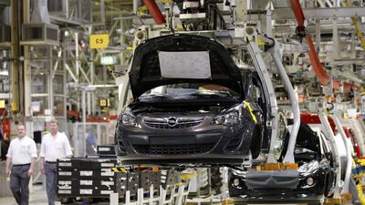 Dışı Opel ama ya içi...