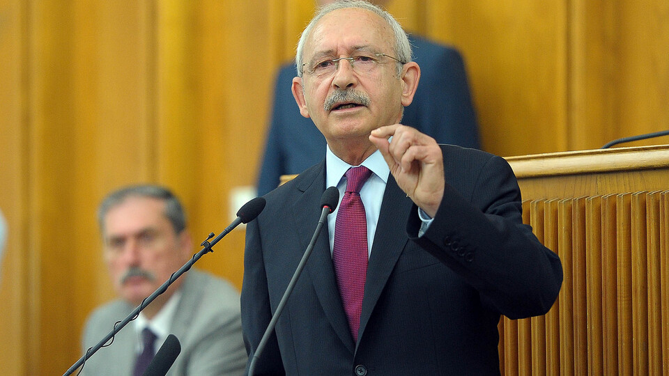 "Kavga edenleri gerekirse kapının önüne koyacağım"