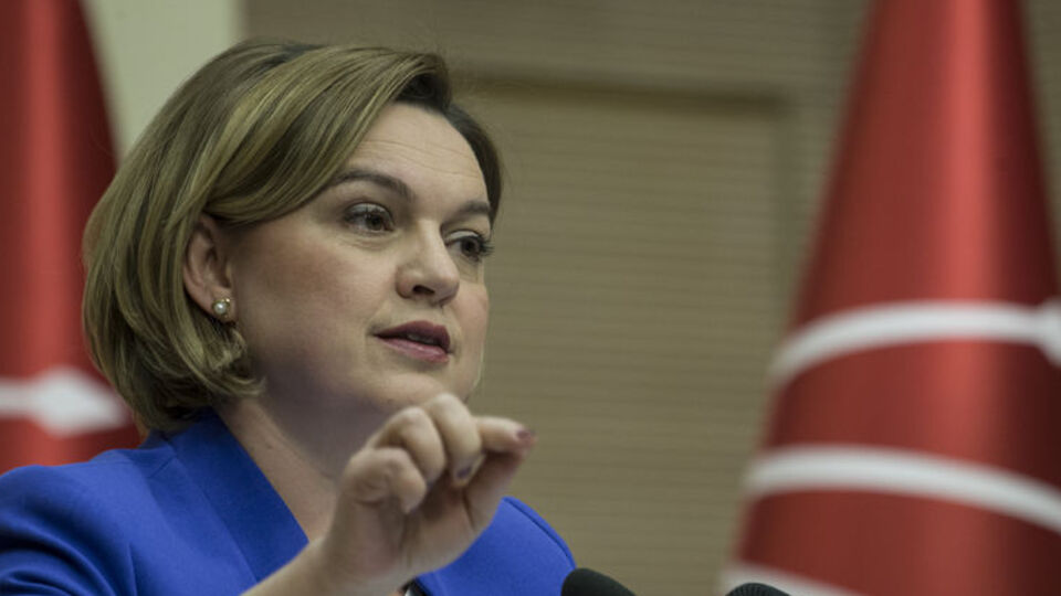 CHP'de sürpriz istifa: Parti sözcüsü Böke görevinden istifa etti