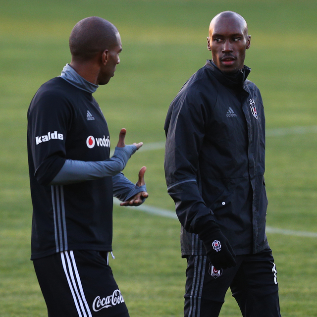 Beşiktaş'ta derbi öncesi şok gelişme!