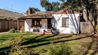 Köy evine benziyor ama fiyatı inanılmaz