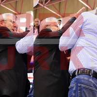 Aziz Yıldırım çıldırıp tokat attı!