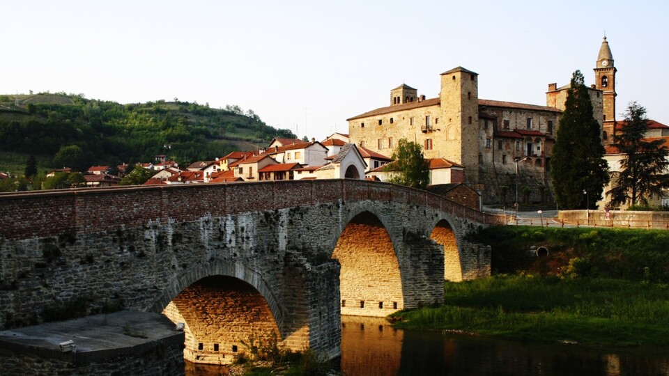 Bu köye taşınana 2 bin euro