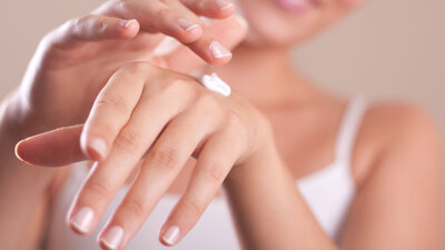 Soğuk havaların kurtarıcısı ev yapımı el kremleri!