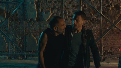 "Benim toprağım da evim de sensin..."