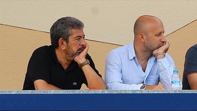 Mehmet Özbek istifa mı etti?