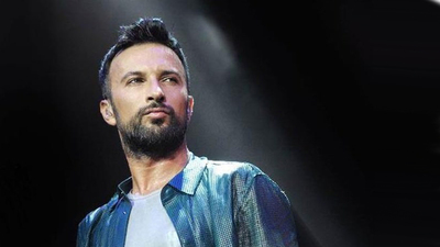 Tarkan, Atatürk'e hakaret edenlere karşı sessiz kalmadı