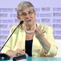 "Hz. Muhammed orucunu zeytinle açardı, hurma nereden çıktı"