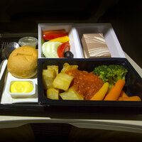 Neden uçakta iştahımız daha çok açılıyor?