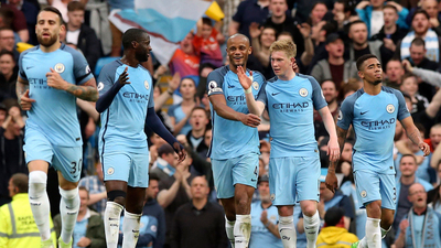 City evinde güldü!