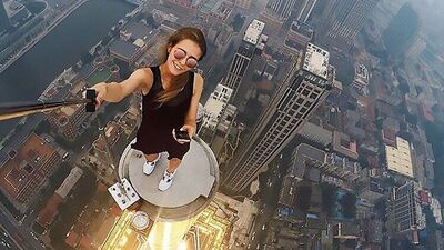 O özelliğini de çaldı