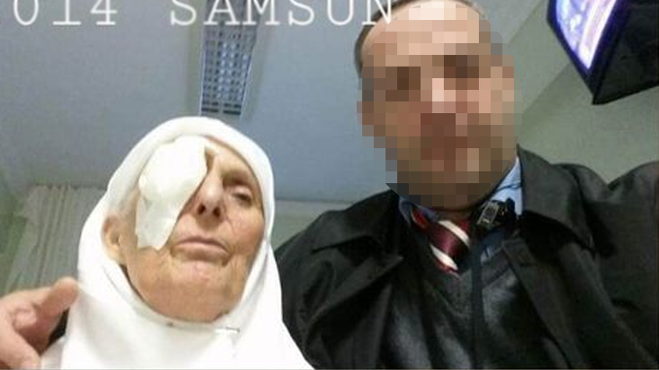 Vahşet! Önce annesinin boğazını kesti, sonra...