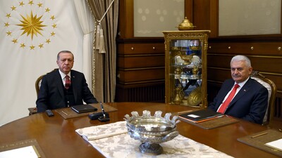 Başbaşa 3 saat görüştüler