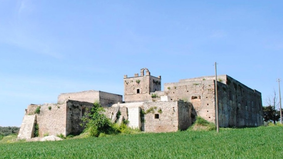 Bedava kale, çiftlik, tarihi bina...