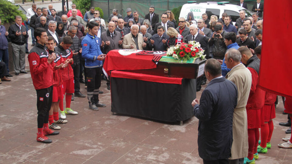 Gençlerbirliği'nden Özersin için son görev