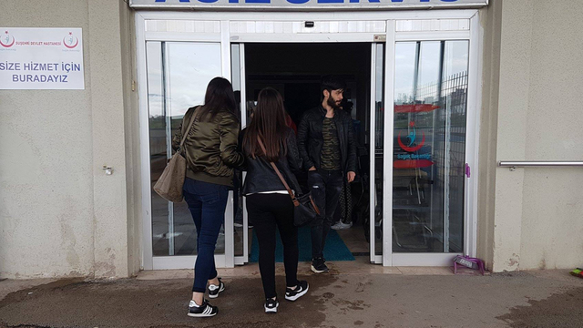 33 üniversiteli hastaneye kaldırıldı