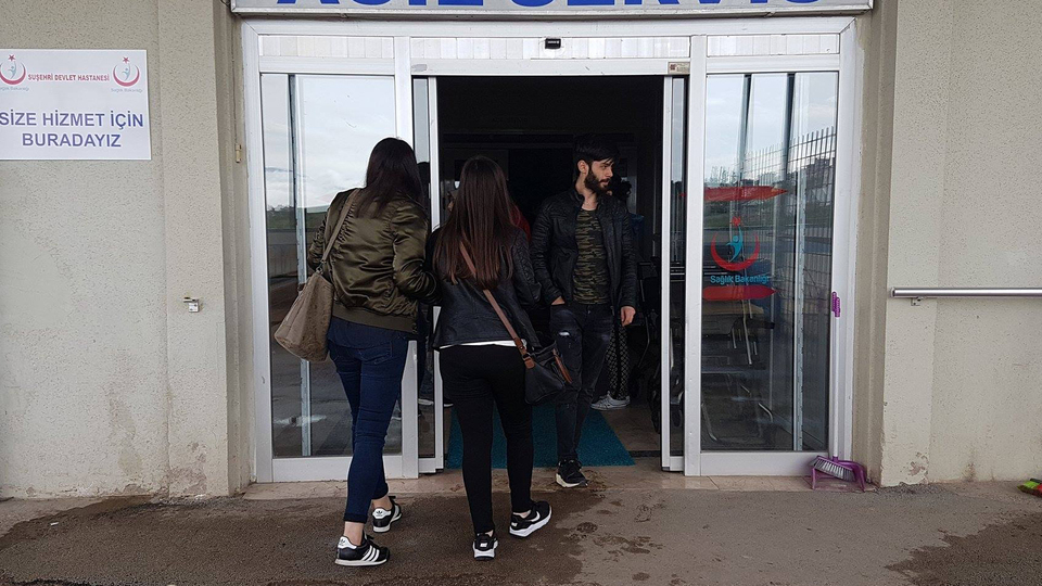 33 üniversiteli hastaneye kaldırıldı