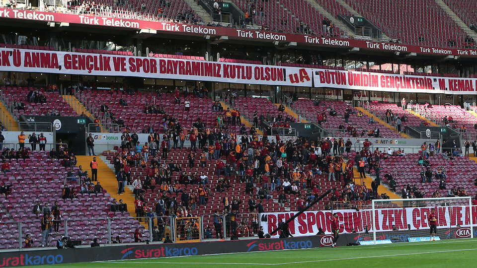 Polis aracından istifa anonsu!