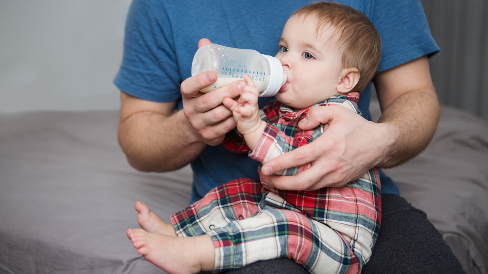 Çocuğunuza şekerli süt vermeden önce bir kez daha düşünün!
