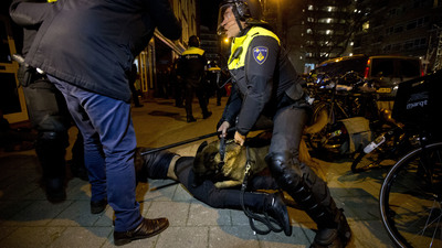 Hollanda'dan Bakan Kaya için flaş karar!