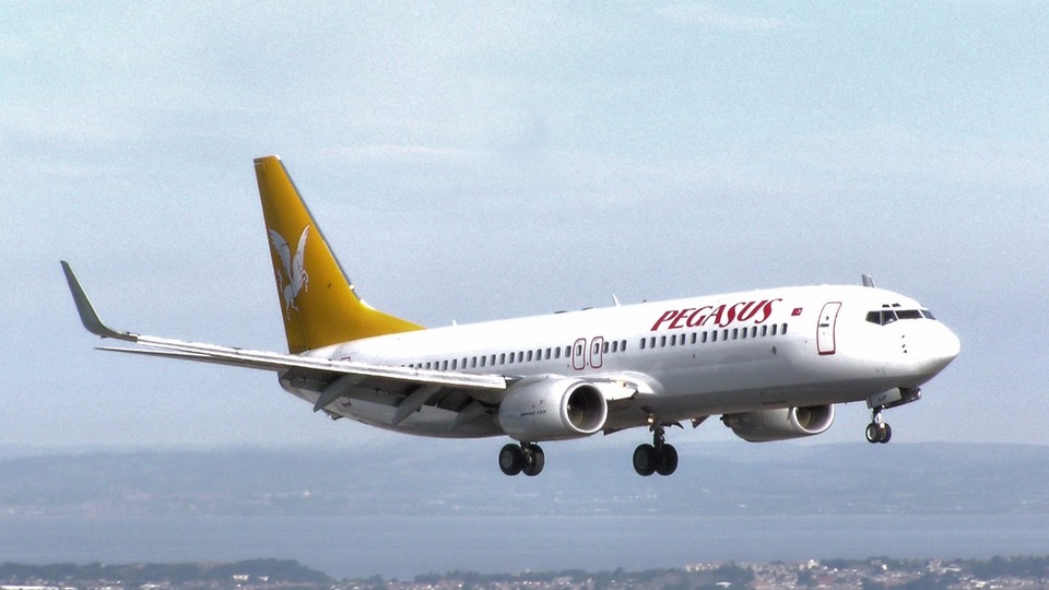 Dört uçağını daha satıyor, işte fiyatı...