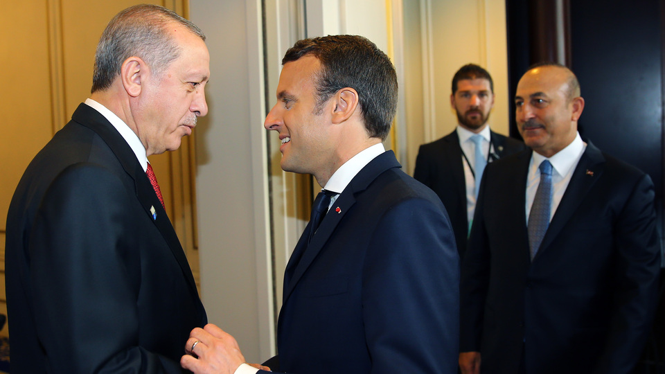 Erdoğan-Macron görüşmesine damga vuran konu!