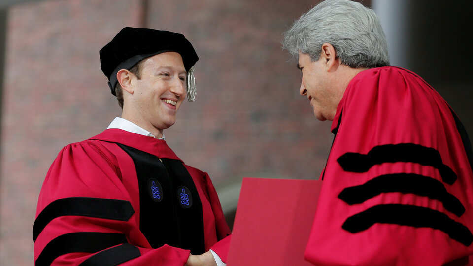 Mark Zuckerberg, Harvard diplomasını aldı